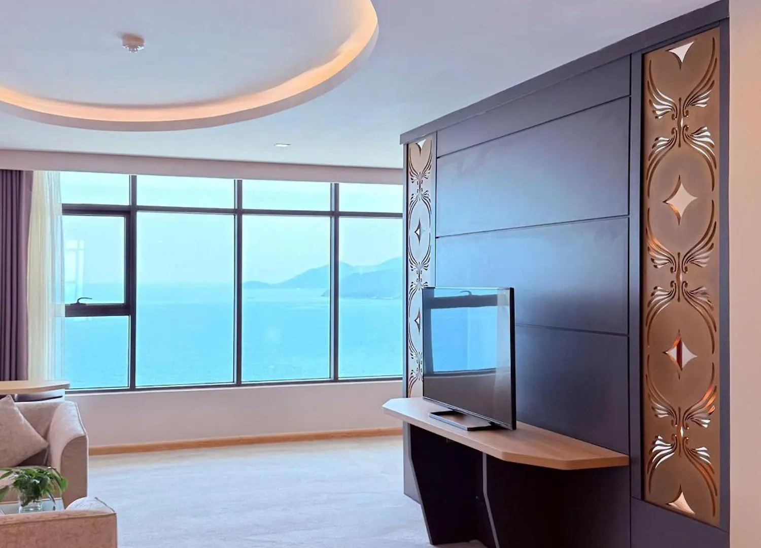 Muong Thanh Luxury Nha Trang Hotel