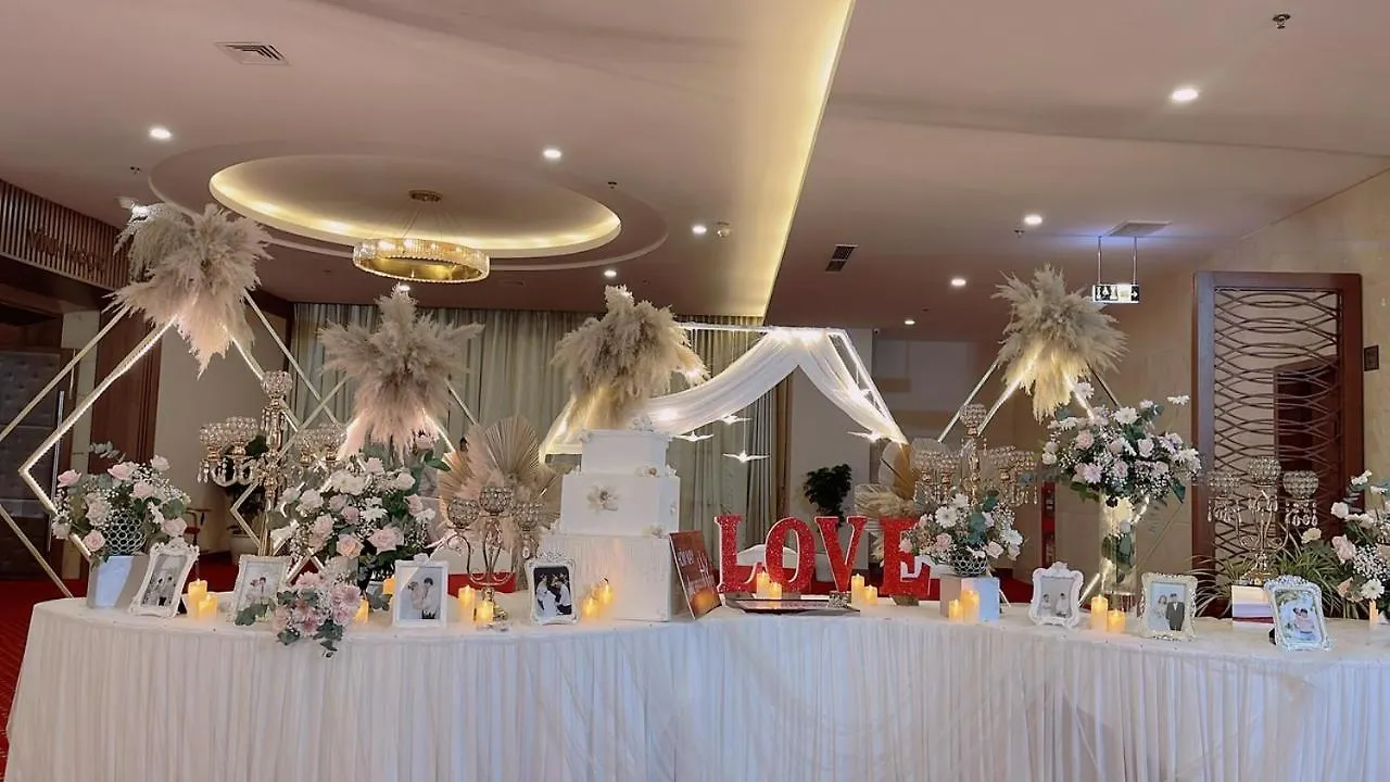 Muong Thanh Luxury Nha Trang Hotel