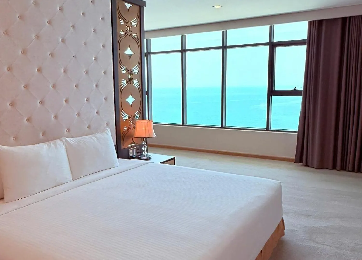 Muong Thanh Luxury Nha Trang Hotel Vietnam